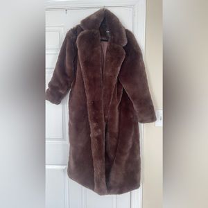 FashionNova NWT fur coat